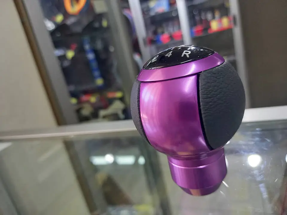 Pomo perilla de cambios universal, 5 vel., morado con negro 6