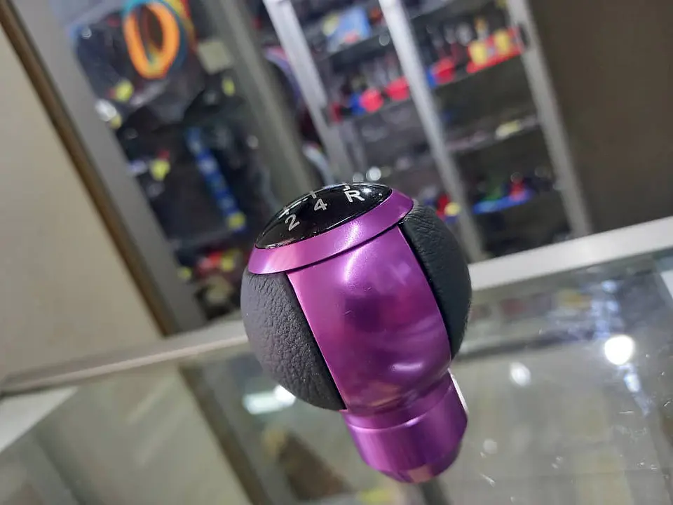 Pomo perilla de cambios universal, 5 vel., morado con negro 9