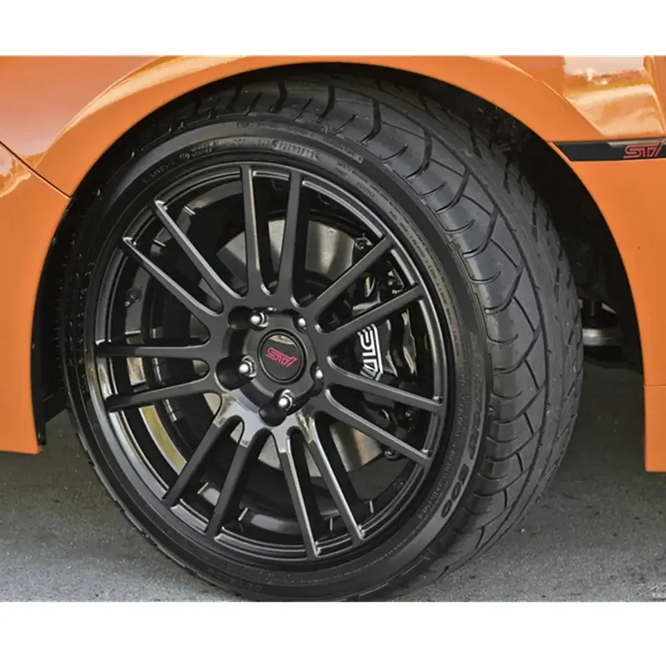 Set X4 Tapa centro de Llantas de autos universal STI NEGRO CON ROJO 3