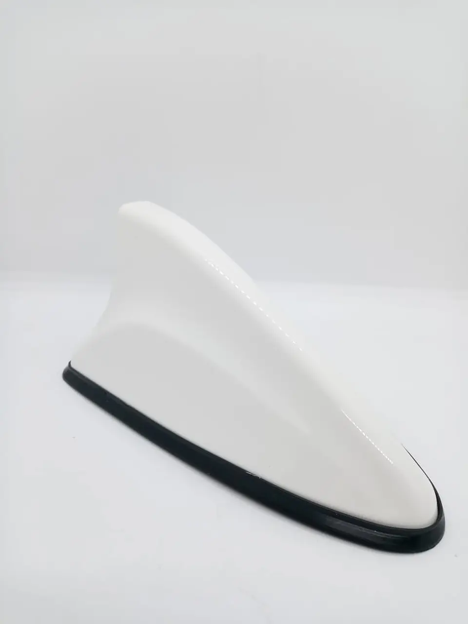 Antena aleta de tiburón Con Base Negra impermeable blanco 1