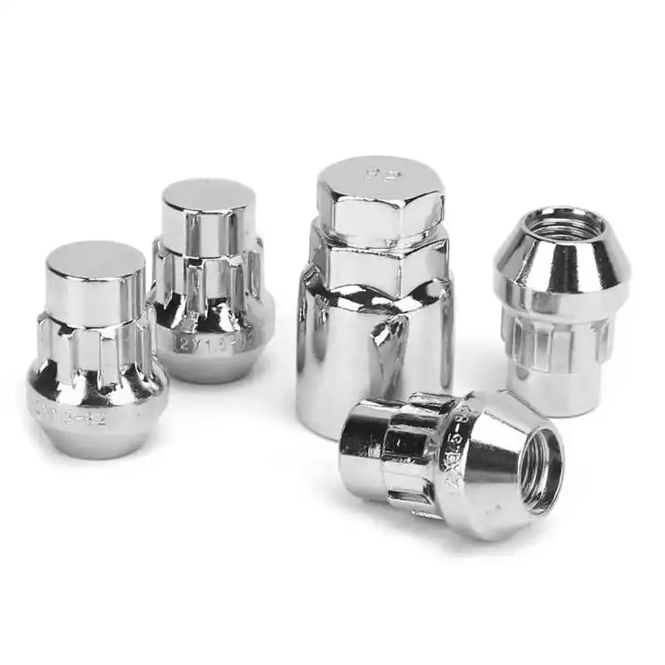 Juego 4 tuercas de seguridad con 1 llave de acero color plata 9