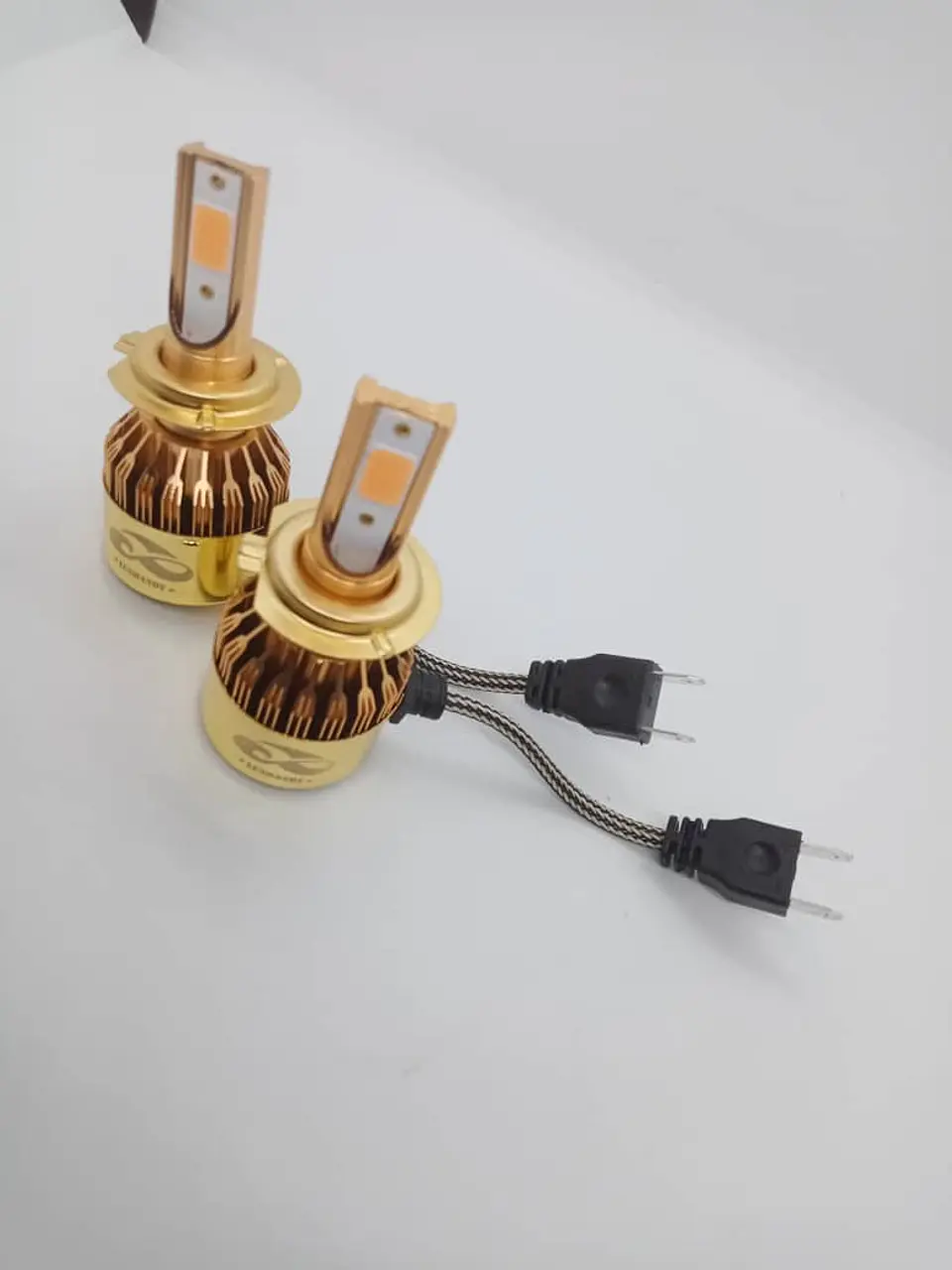 Par Ampolletas turboled h7 12.000Lm 100watts 12V color rosado 3