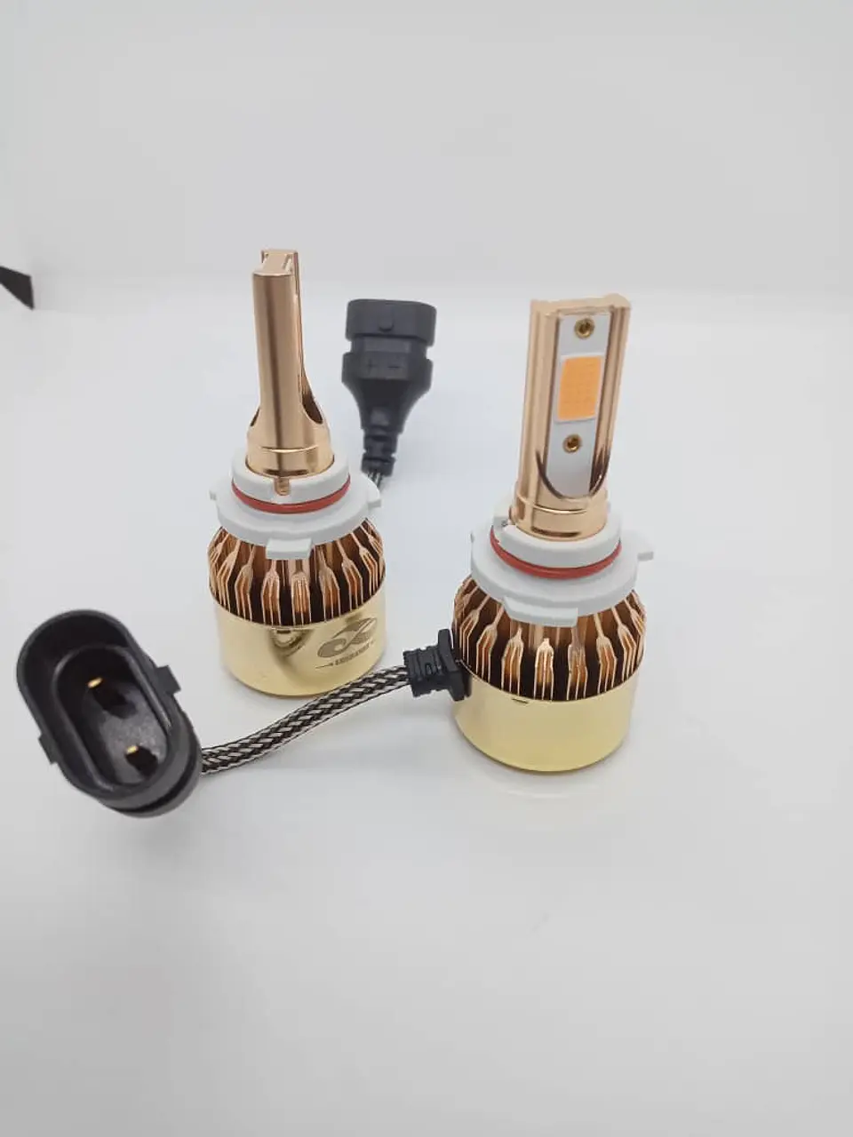 Par Ampolletas turboled 9005 9006 12.000Lm 100watts 12V color rosado 1