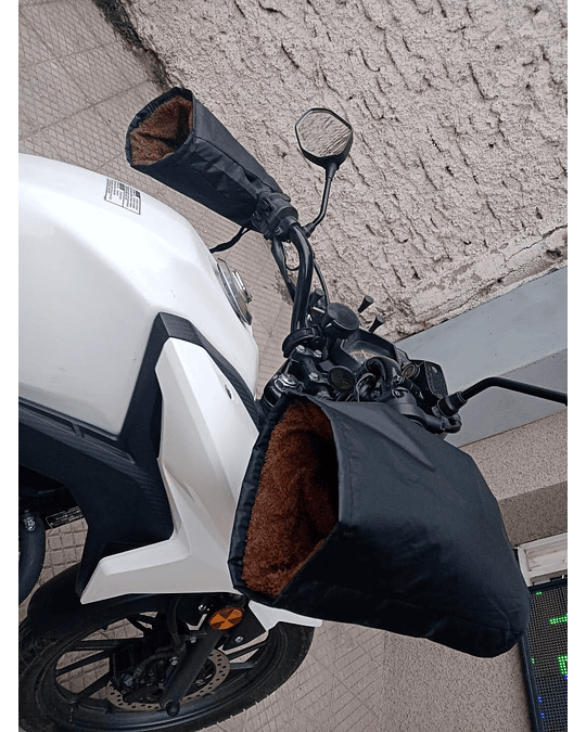 Guantes universales de invierno para motocicletas puños con chiporro y tira refliectante para motos