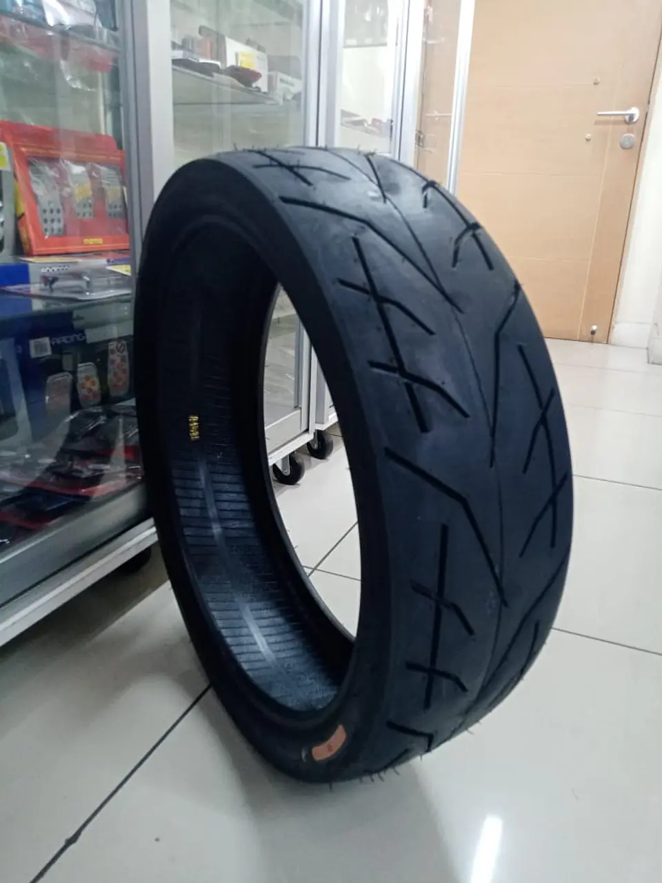 Neumáticos 140, 60, 17 llantas de moto tubular para calle 1
