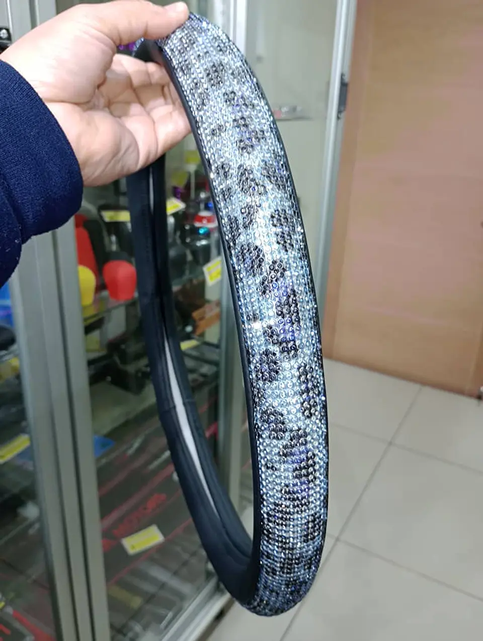 Forro cubre volante damas animal print, antideslizante 38cm 6