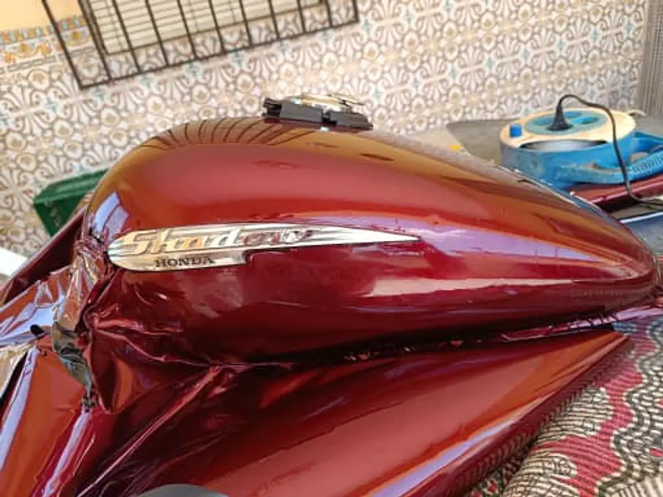 Papel vinilo adhesivo decorativo para wrapping de autos rojo candi 8