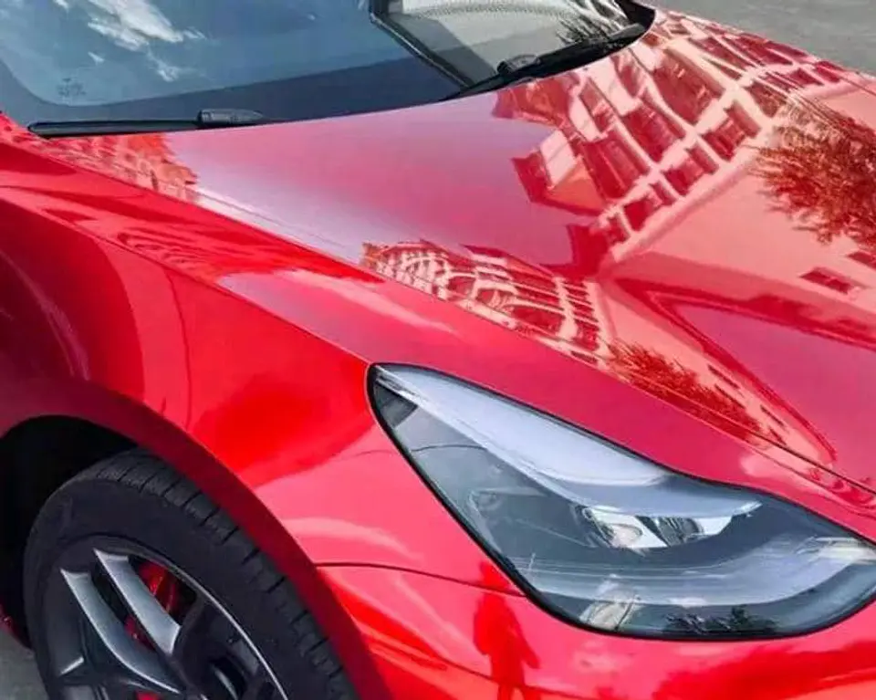 Papel vinilo adhesivo decorativo para wrapping de autos rojo candi 11