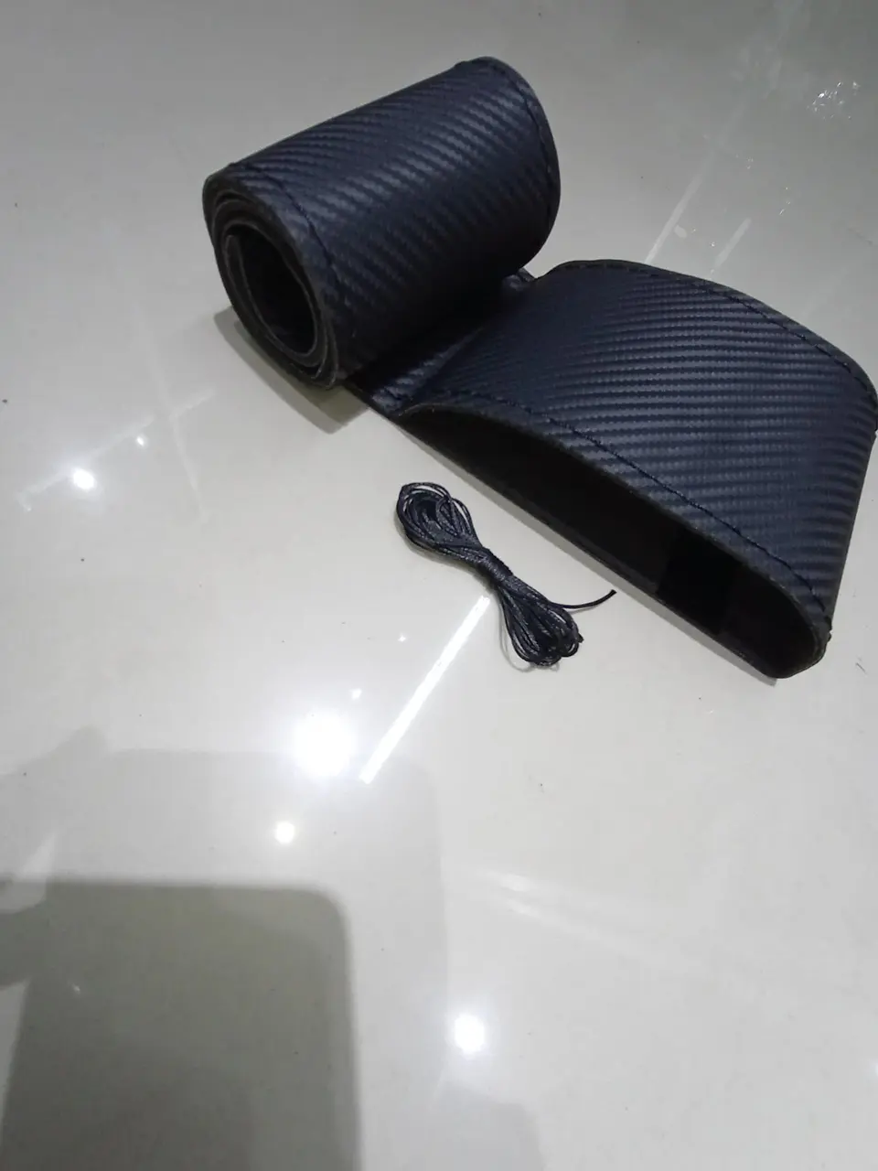 Forro volante cosido hilo Negro carbono 7
