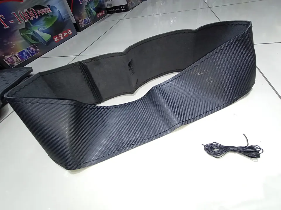 Forro volante cosido hilo Negro carbono 8