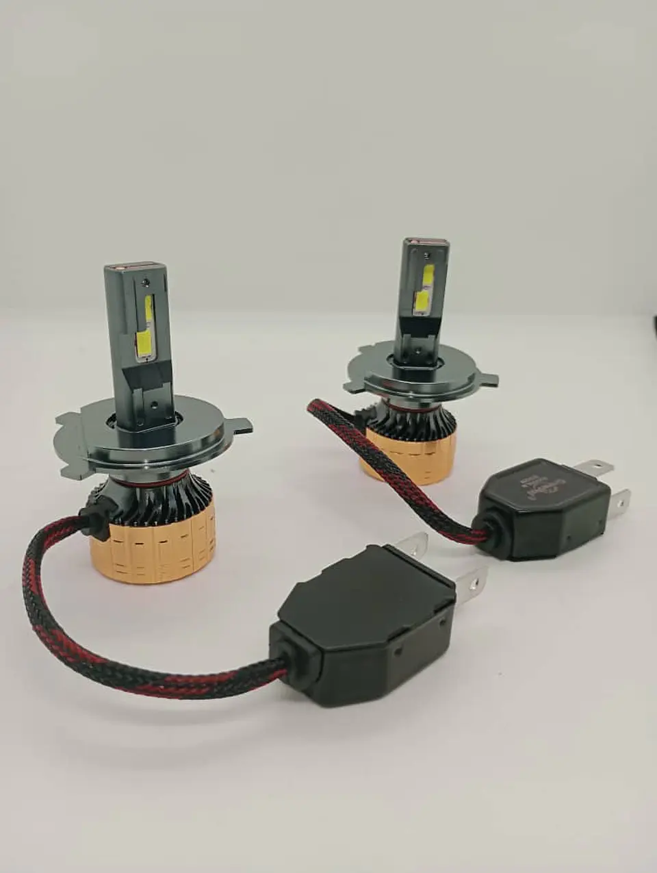 Par de Ampolletas turboled H4 canbus 20.000lm 6