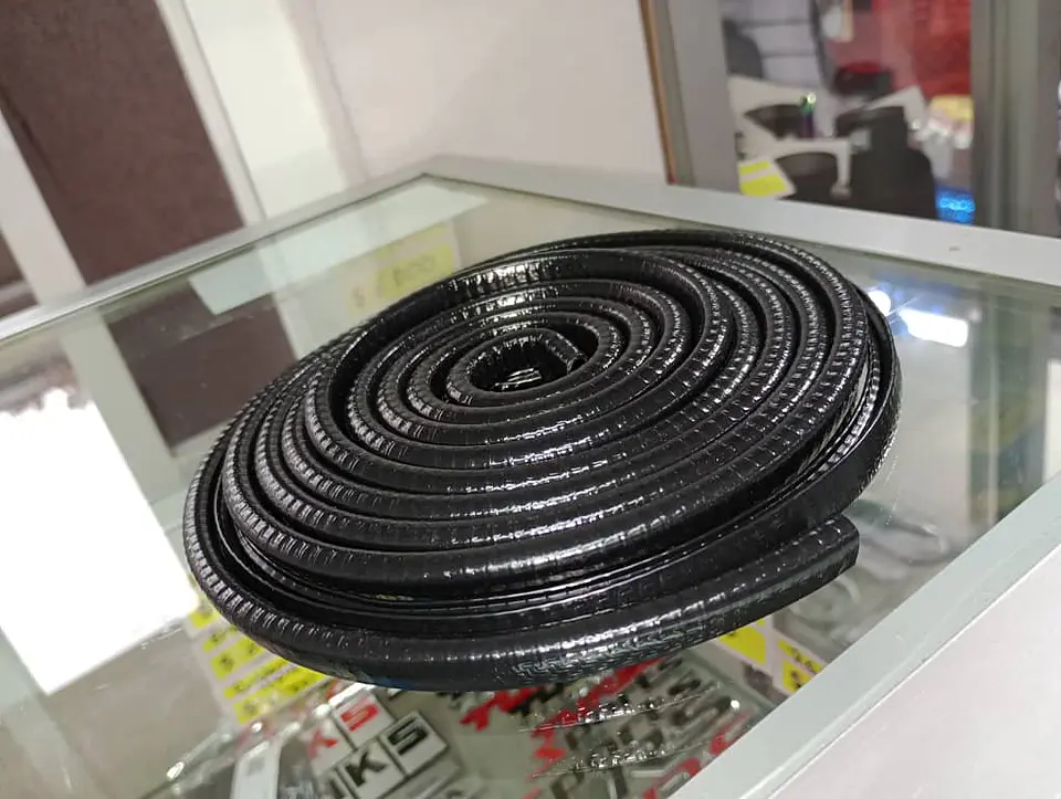 Molduras carsun Protección de puerta de autos Universal tipo U 4