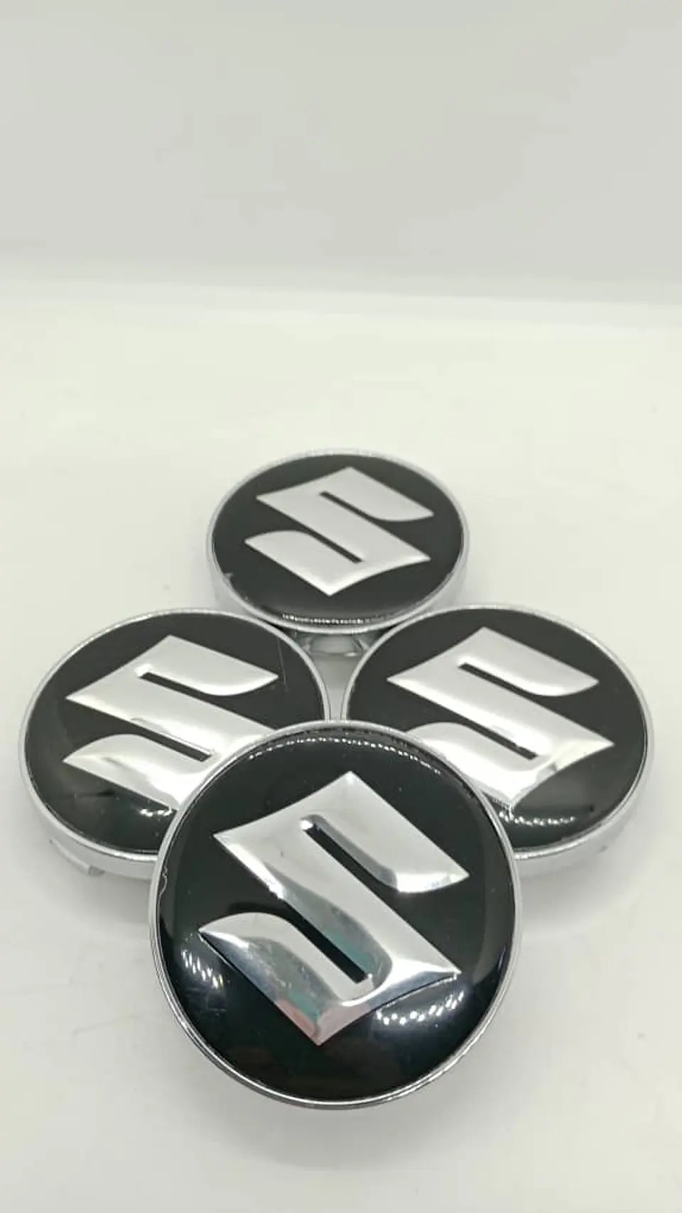 Set X4 Tapas centro de Llantas de autos universal Suzuki 3