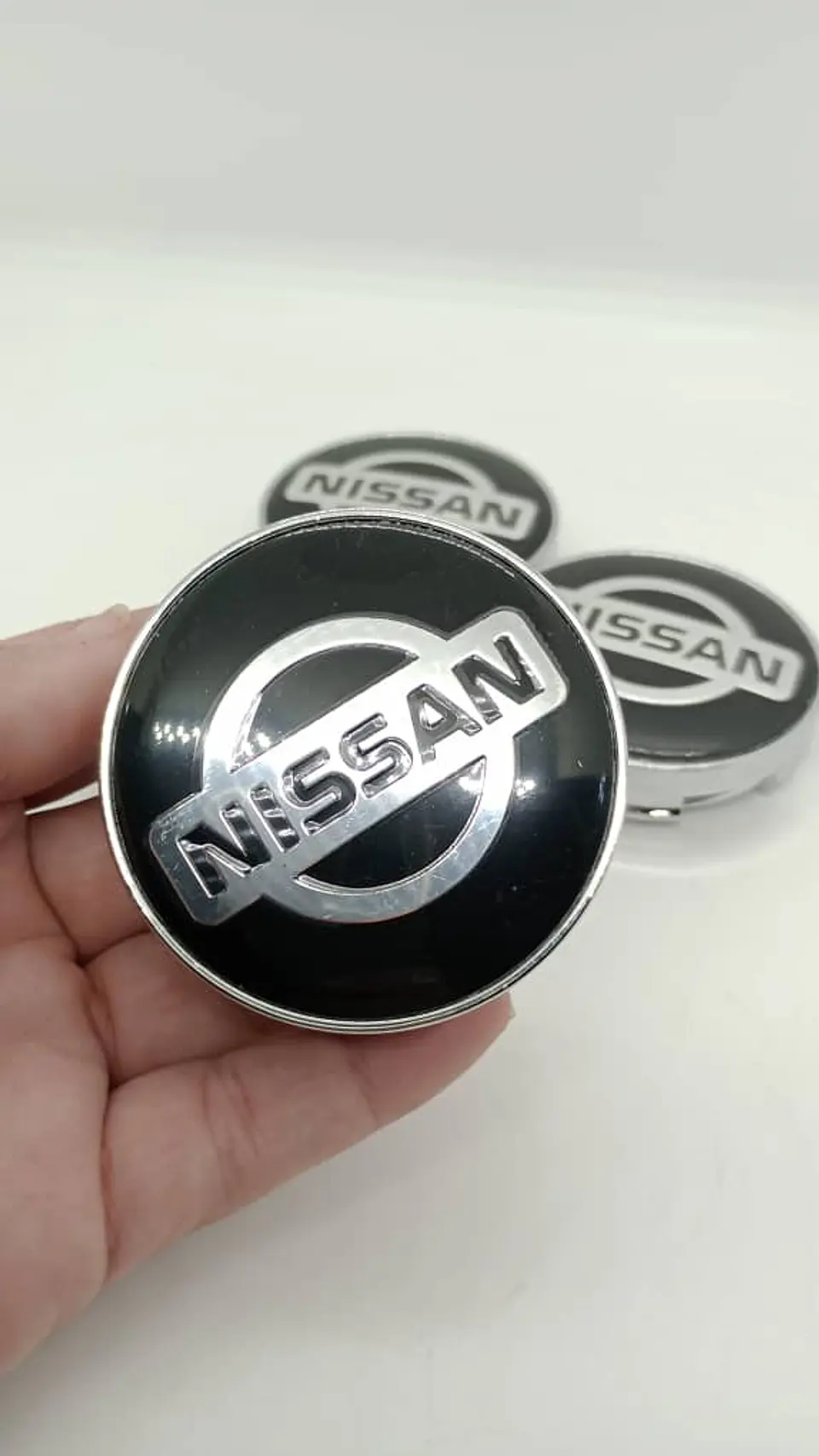 Set X4 Tapas centro de Llantas de autos universal Nissan negro 1