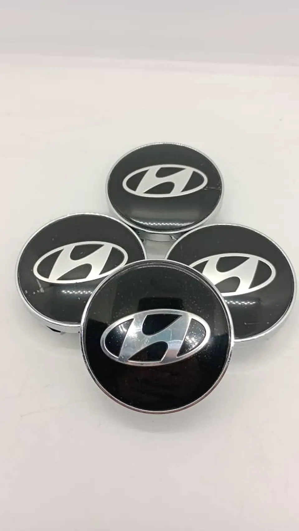 Set X4 Tapas centro de Llantas de autos universal Hyundai negro 4
