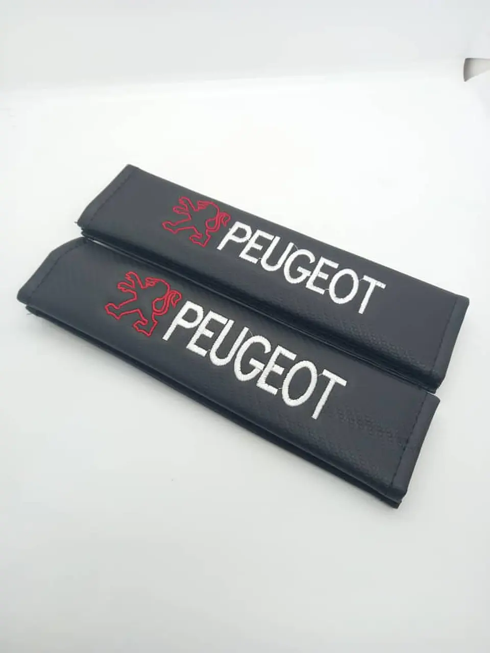 Cubre cinturón de seguridad de autos, almohadillas protectoras Peugeot 16