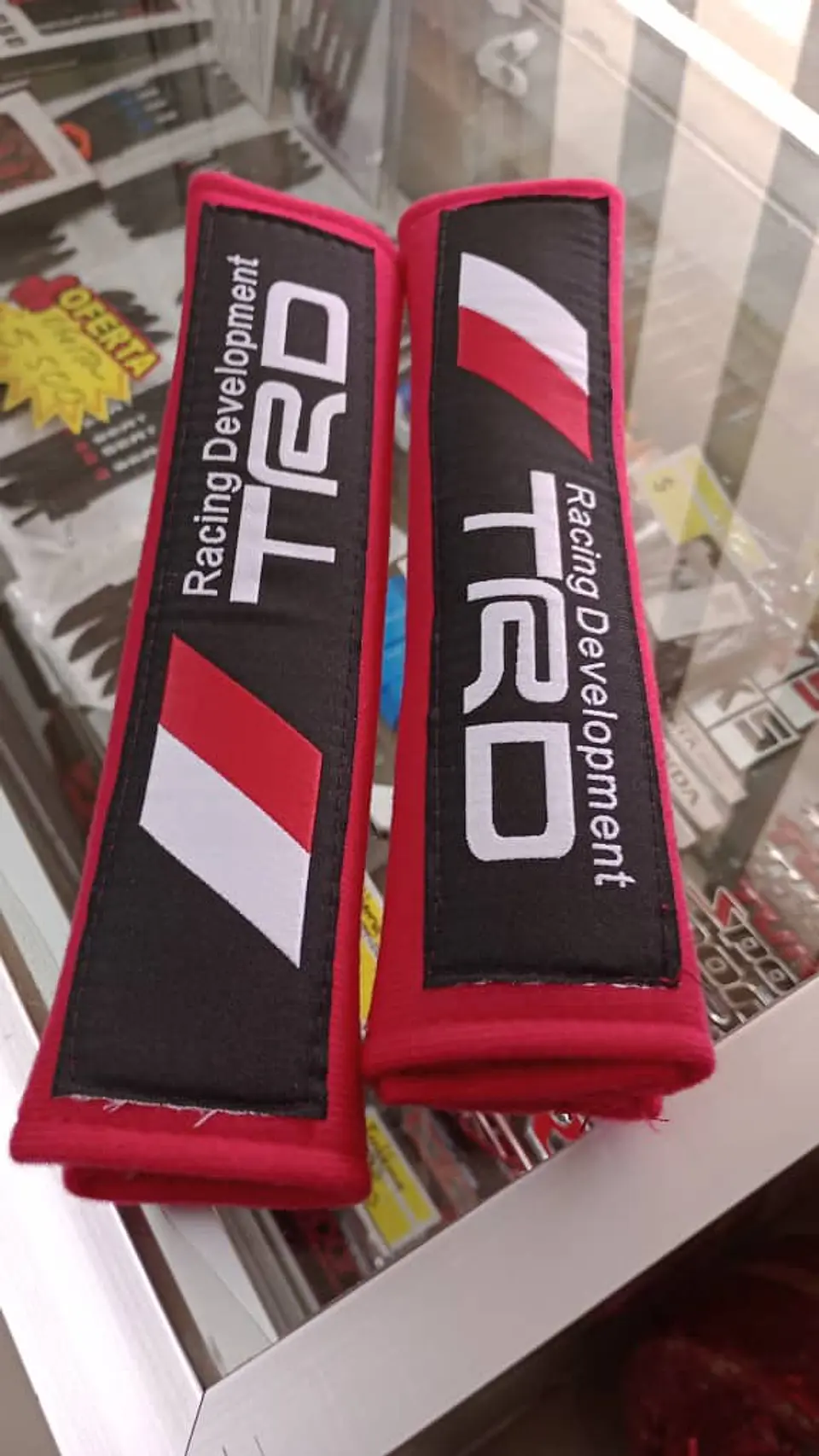 Cubre cinturón de seguridad, almohadillas bordadas TRD - Rojo 7