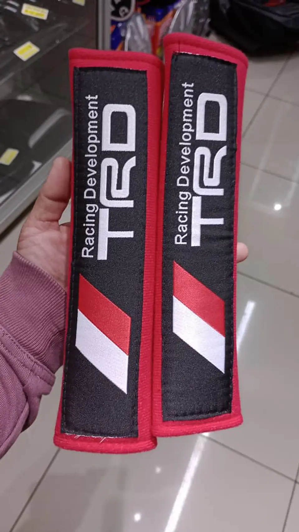 Cubre cinturón de seguridad, almohadillas bordadas TRD - Rojo 14