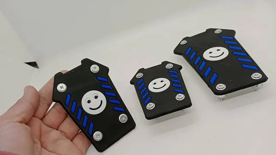 Set cubre pedales carita feliz, 3pzs - Negro/Azul 16
