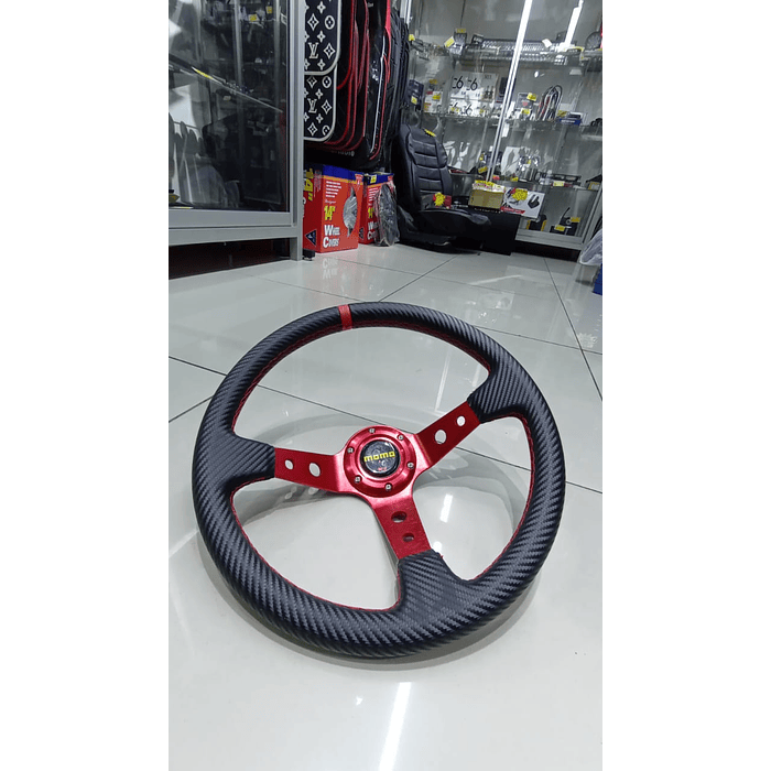 Volante de auto universal Tunning deportivo marca momo con botón de bocina medida 35cm diámetro externo diseño carbono con agujeros centro rojo línea roja trenzado rojo 4