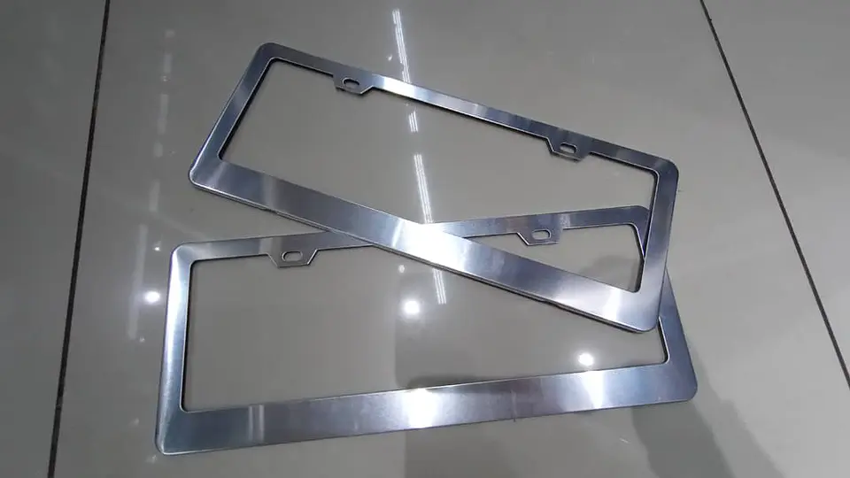 Par porta patentes/marco matrícula aluminio - Plata 4