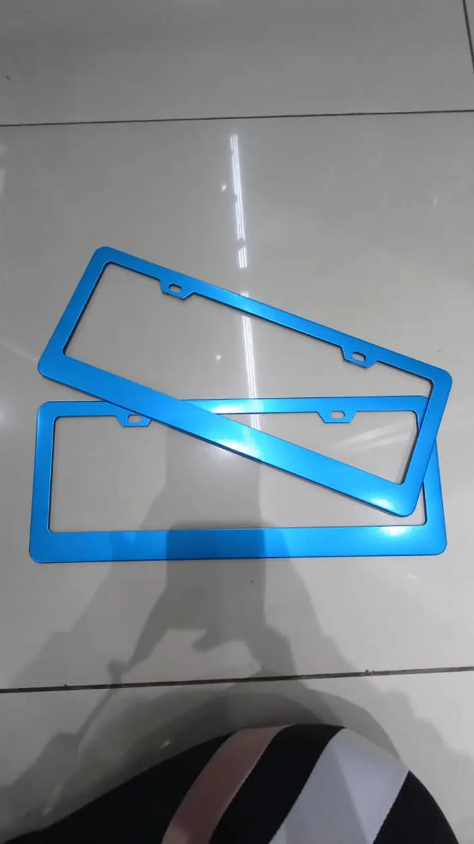 Par porta patentes/marco matrícula aluminio - Azul 6
