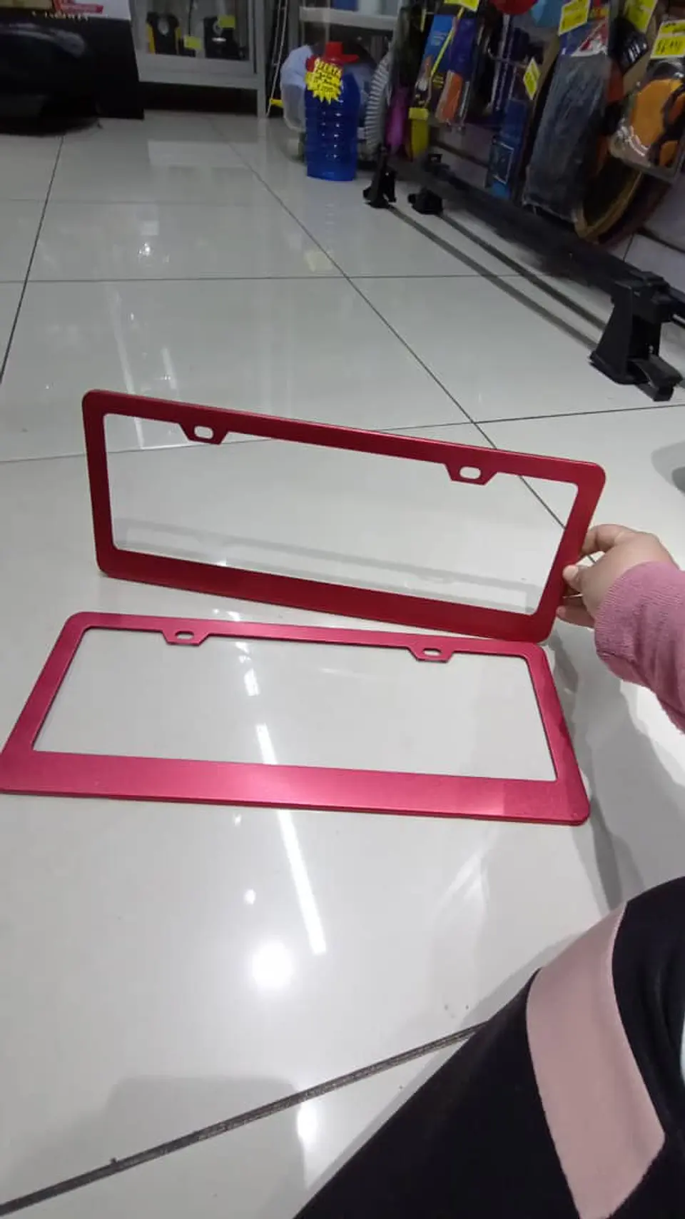 Par porta patentes/marco matrícula aluminio - Rojo 4