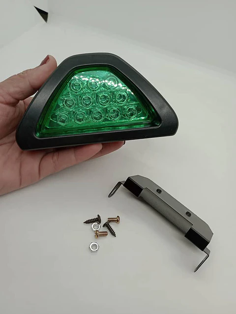 Tercera luz freno F1 strobo triangular 12 LED - Verde