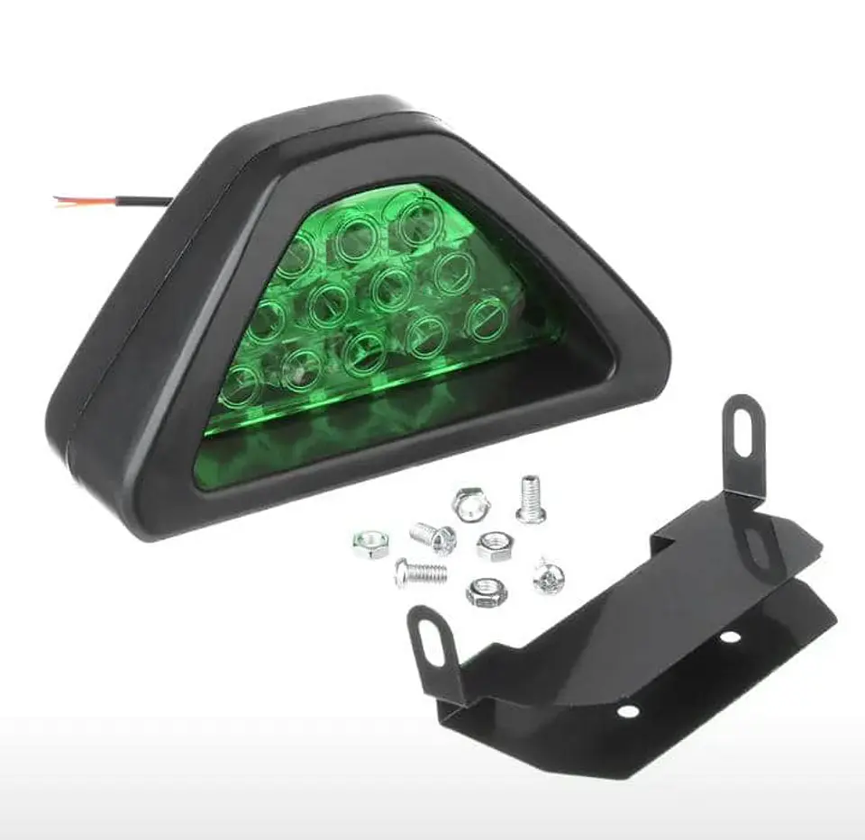 Tercera luz freno F1 strobo triangular 12 LED - Verde 6