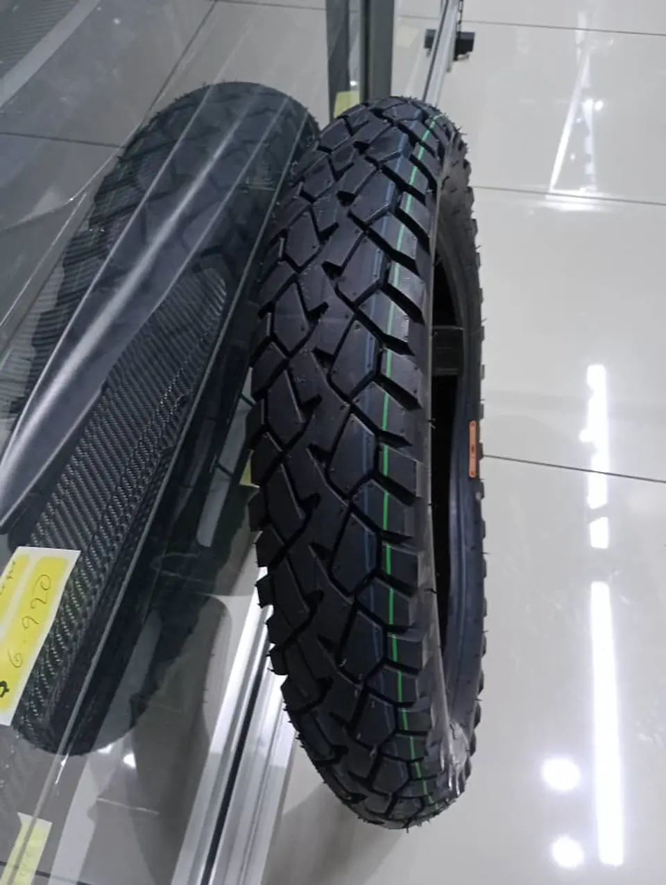 Neumáticos 110 90 17 patrón cruce llantas de moto tubular para calle 2