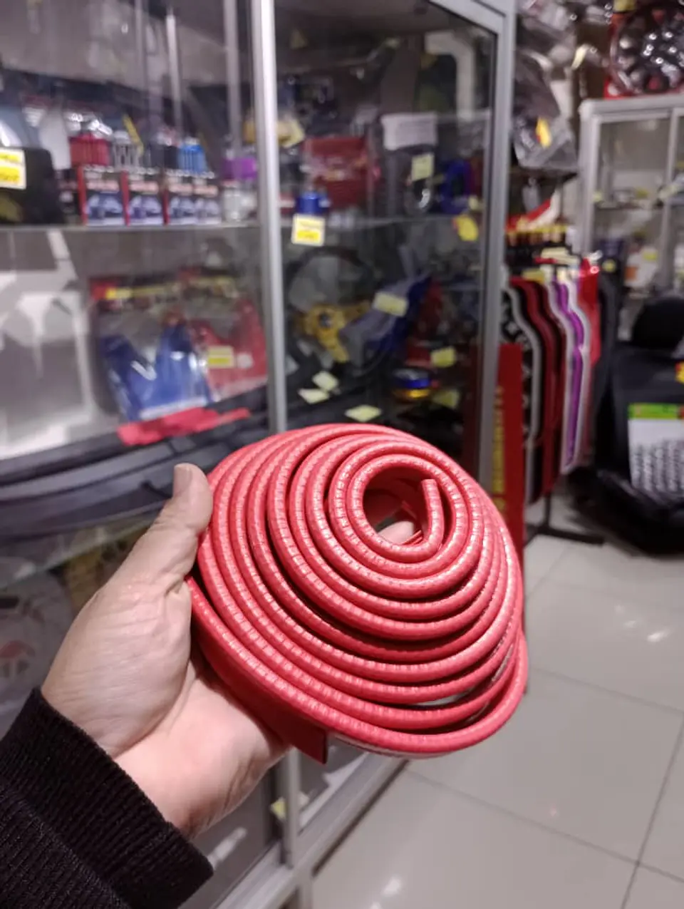 Molduras Protección de puerta de autos Universal tipo U roja 13
