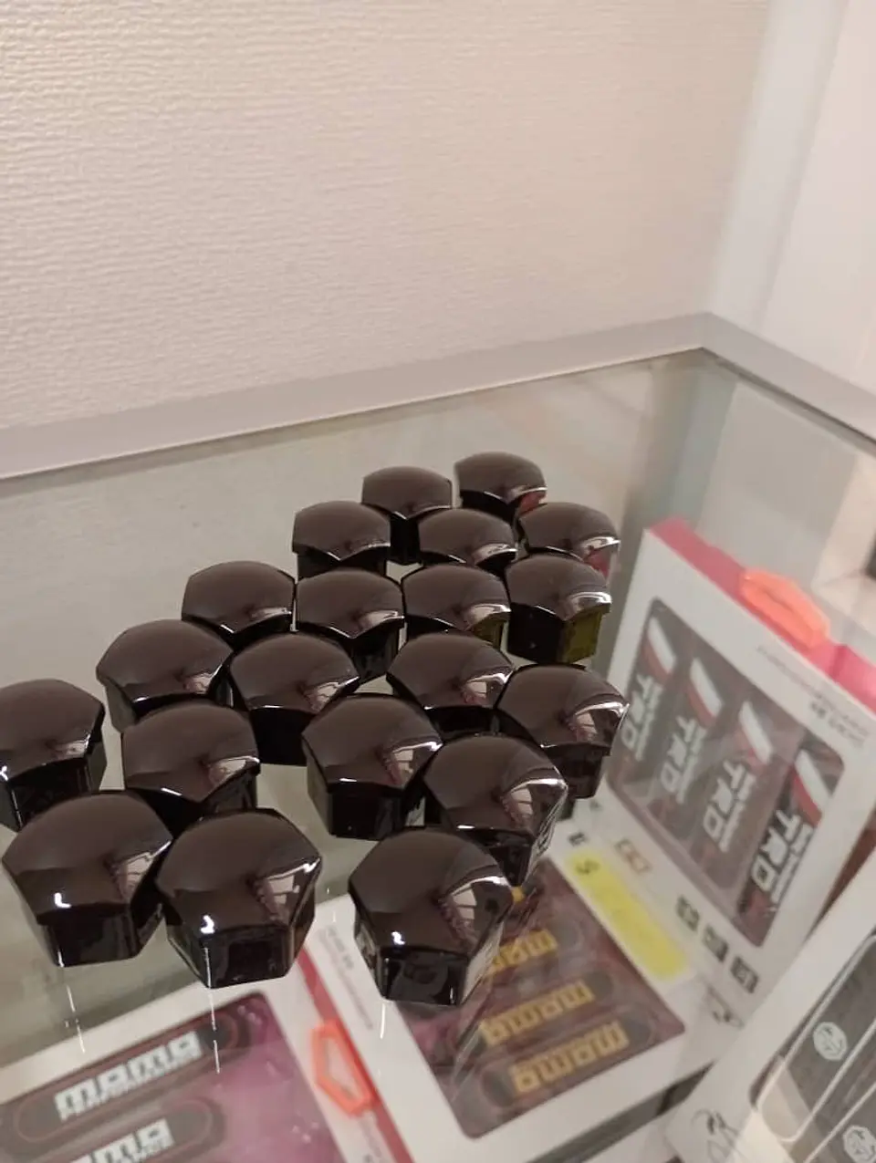Cubierta de tuercas de neumáticos de auto, a prueba de polvo NEGRO 2