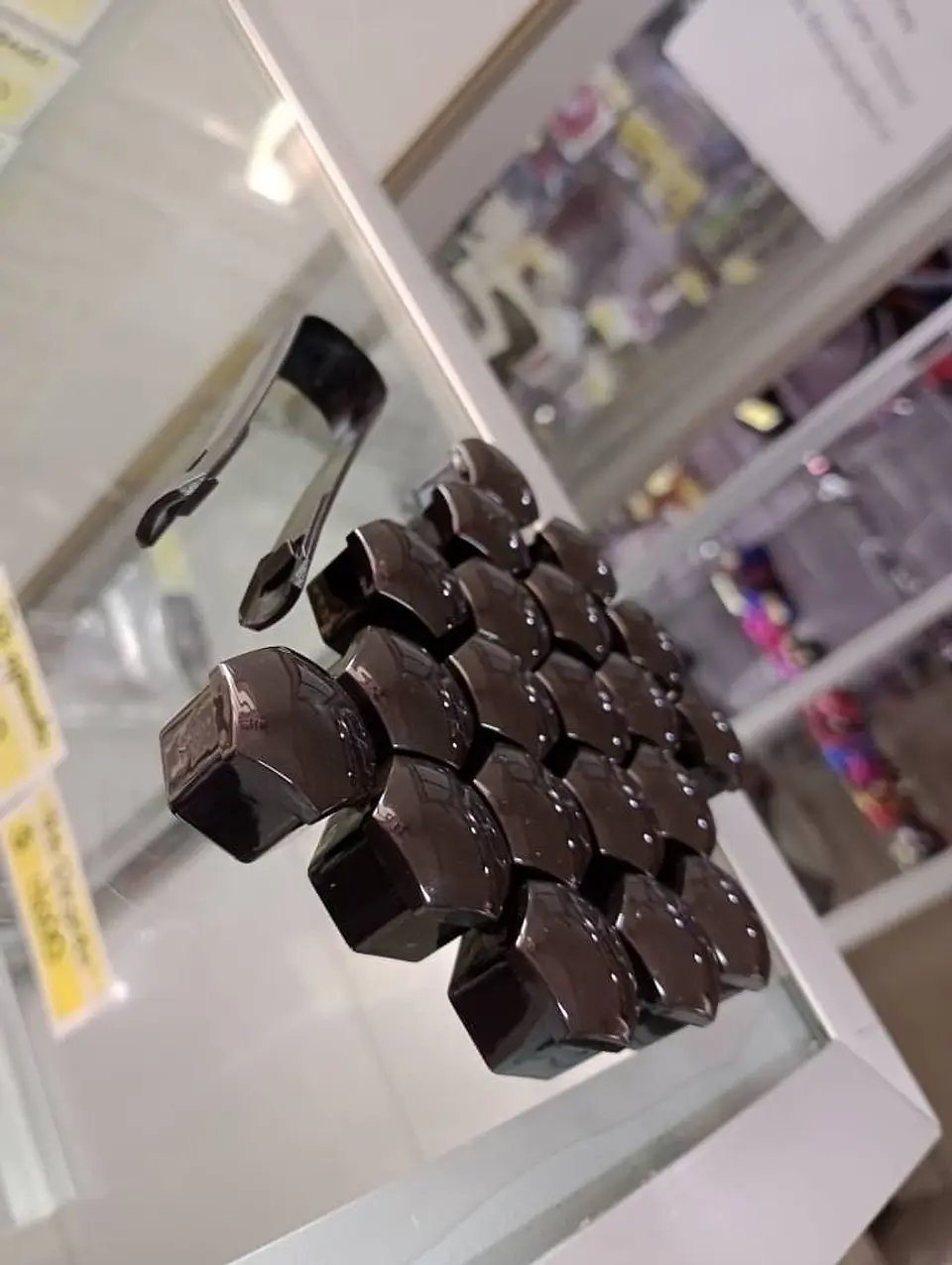 Cubierta de tuercas de neumáticos de auto, a prueba de polvo NEGRO 8