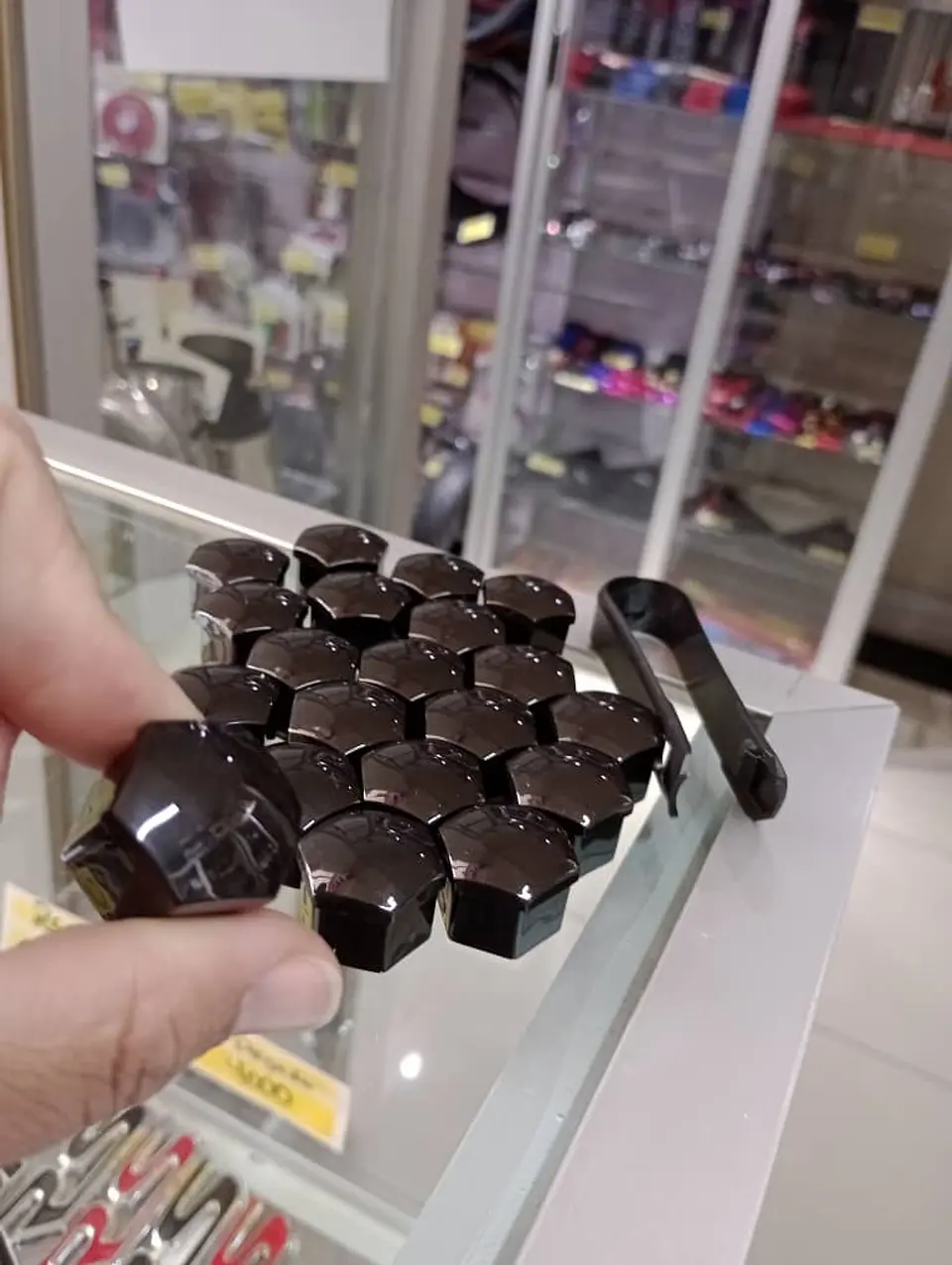Cubierta de tuercas de neumáticos de auto, a prueba de polvo NEGRO 10