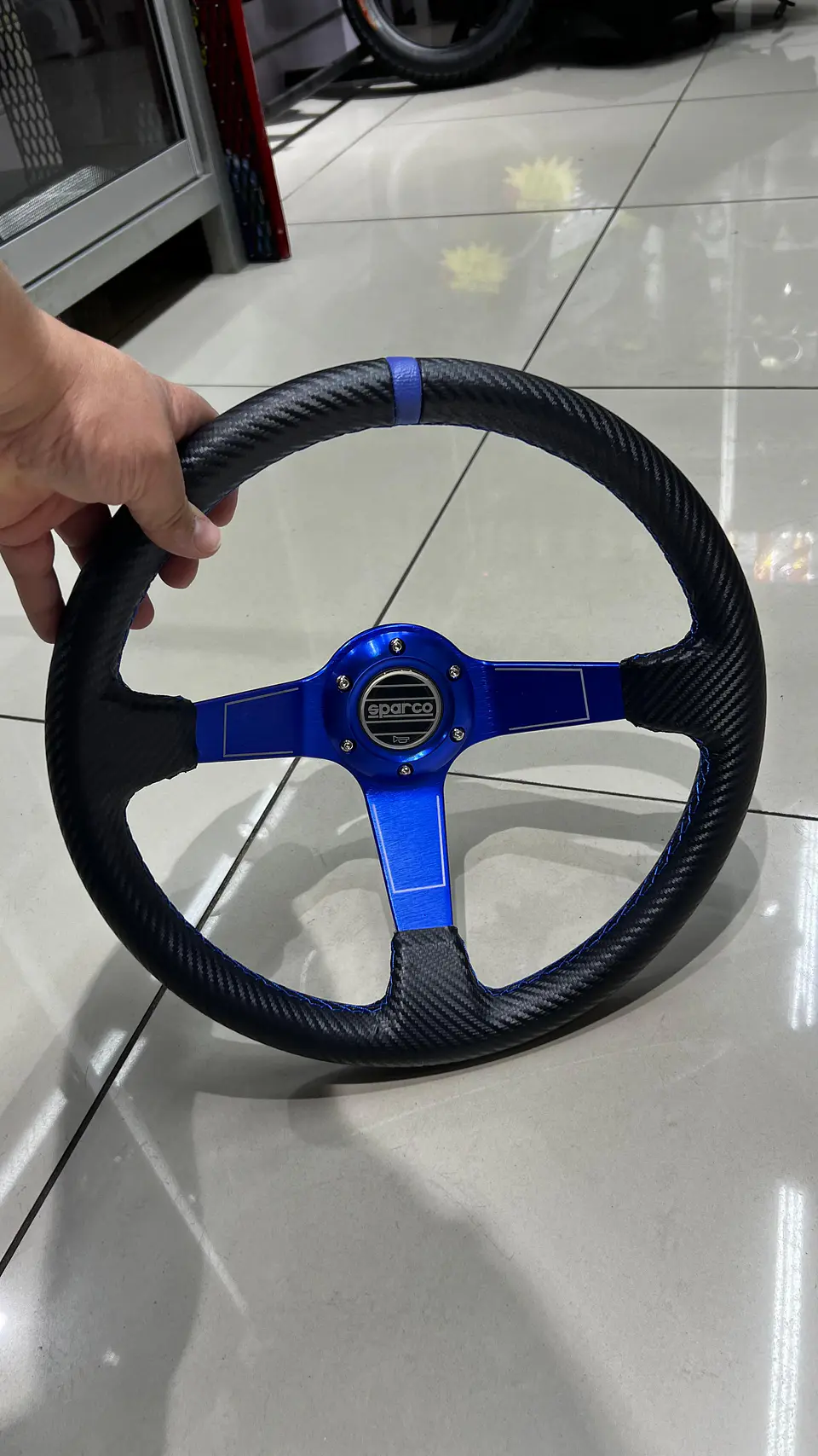 Liquidación Volante de auto universal deportivo Sparco 4