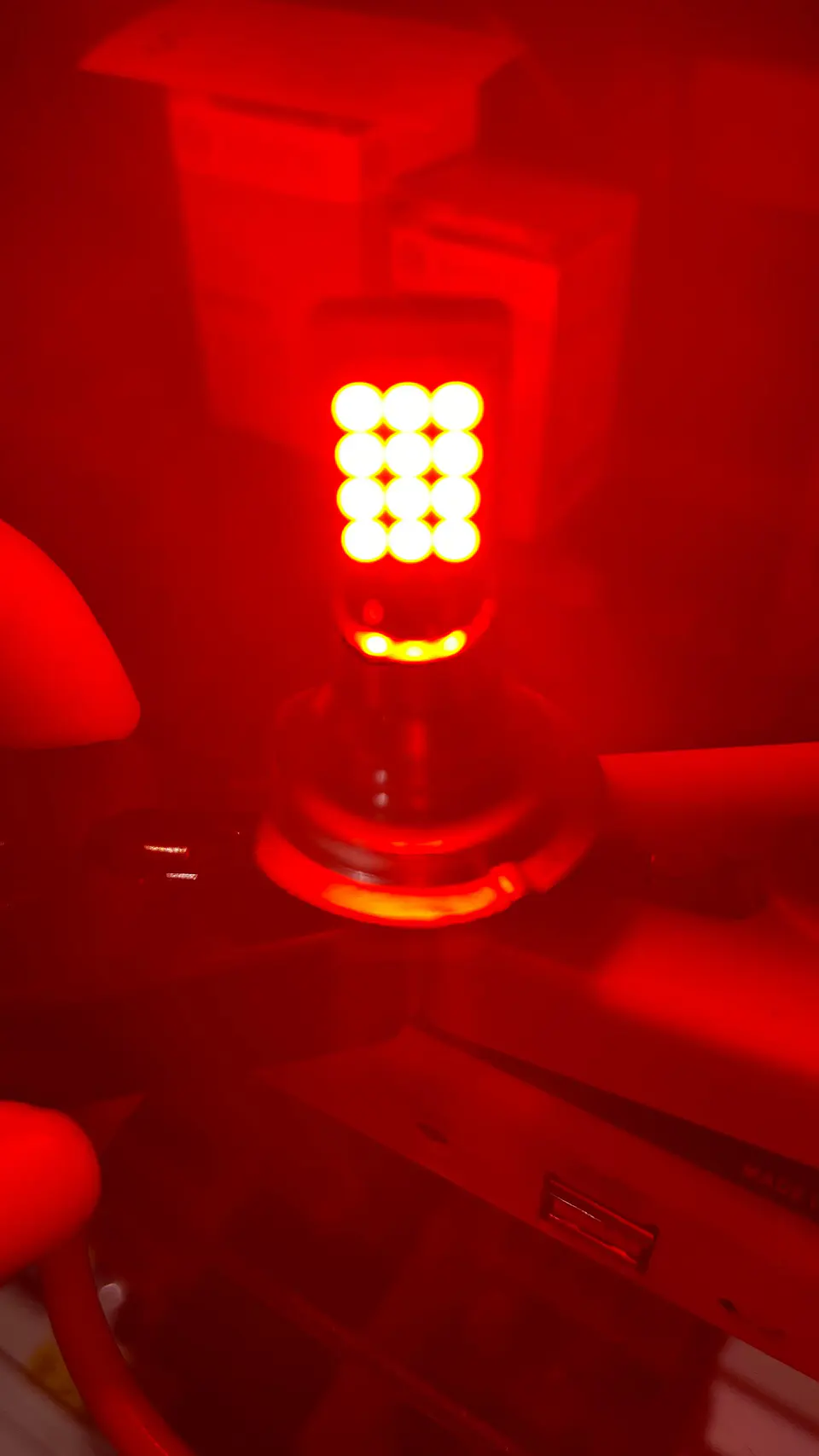 Par de ampolletas Led Modelo h7 4800 lúmenes 12 Voltios 9