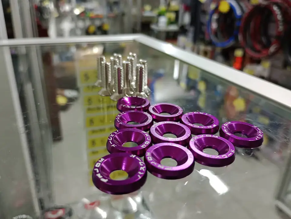 Set de 10 tornillos o pernos con 10 arandelas M6 de aluminio 14