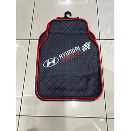  Set pisos alfombras pisaderas goma 5 piezas Hyundai color Negro con rojo