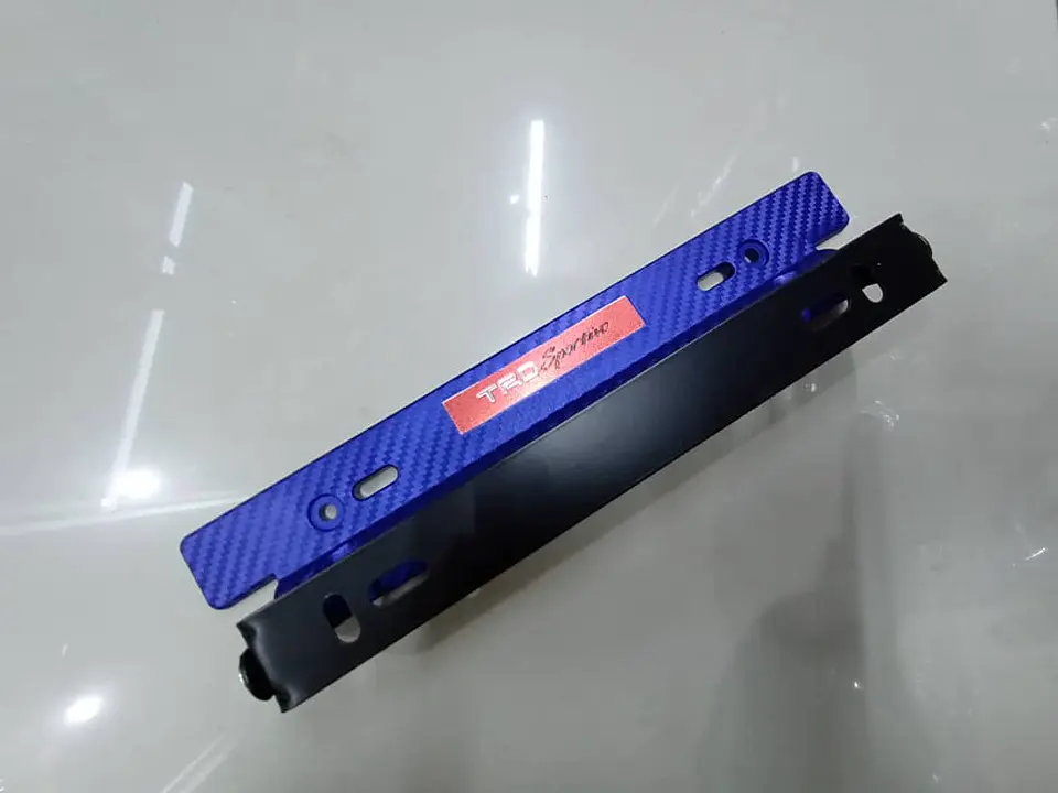 Porta placa patente fibra de carbono - azul TRD 4