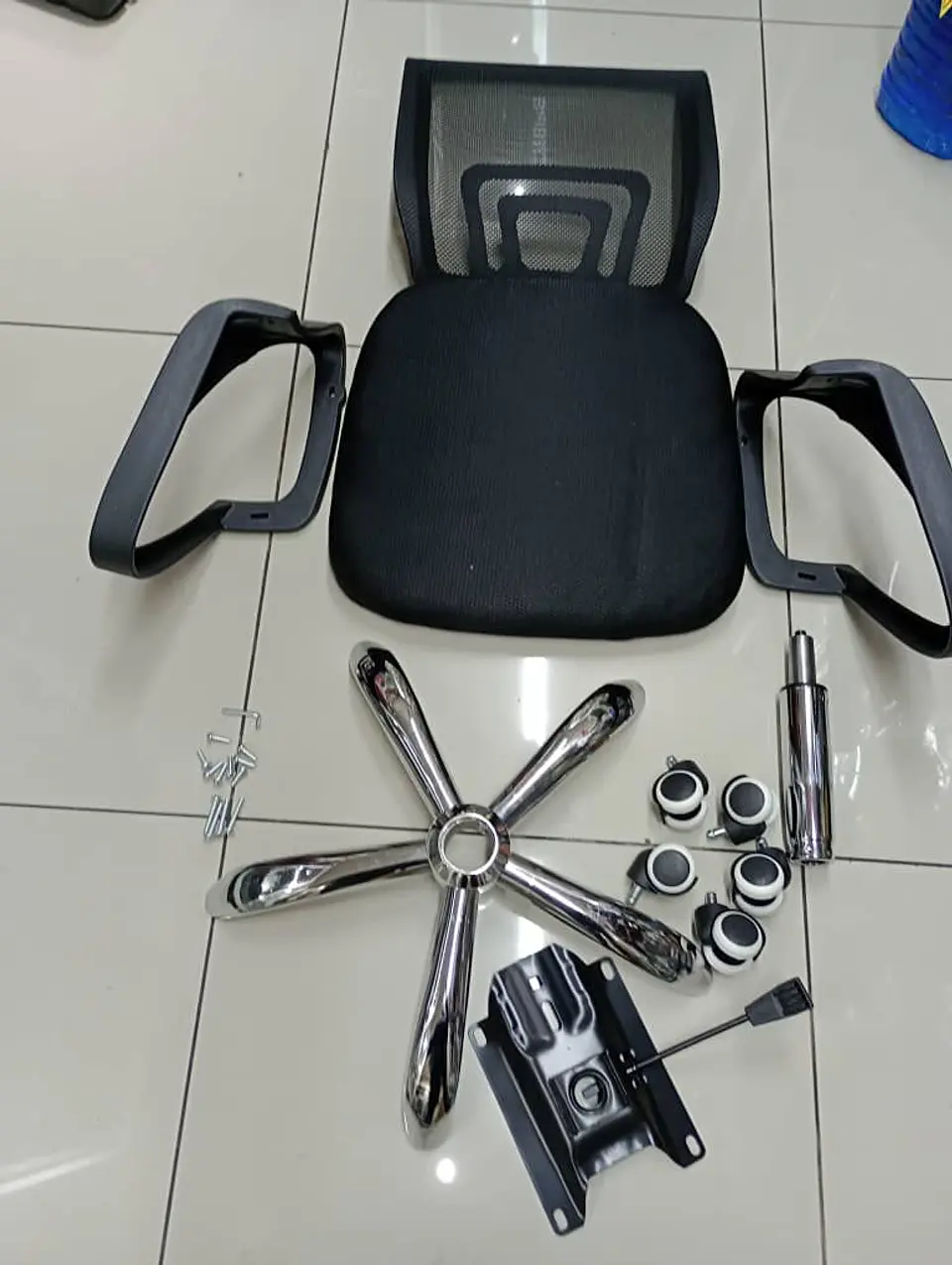 Silla de Escritorio Ergonómica Mesh, pata con 5 ruedas 10