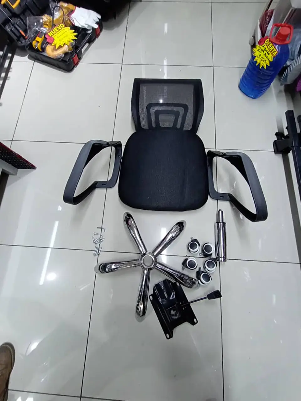 Silla de Escritorio Ergonómica Mesh, pata con 5 ruedas 11