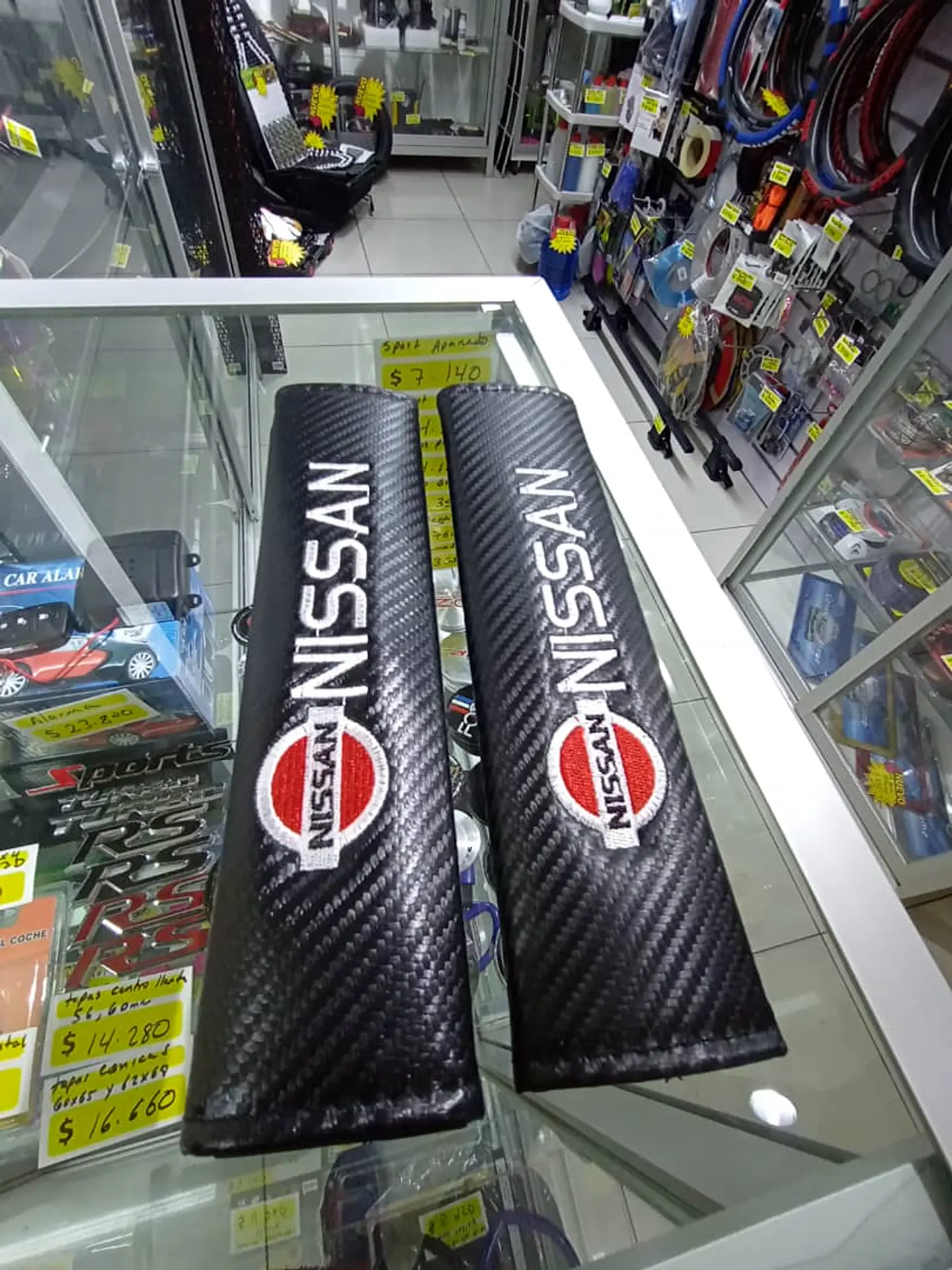 Cubre cinturón de seguridad de autos, almohadillas protectoras Nissan 4