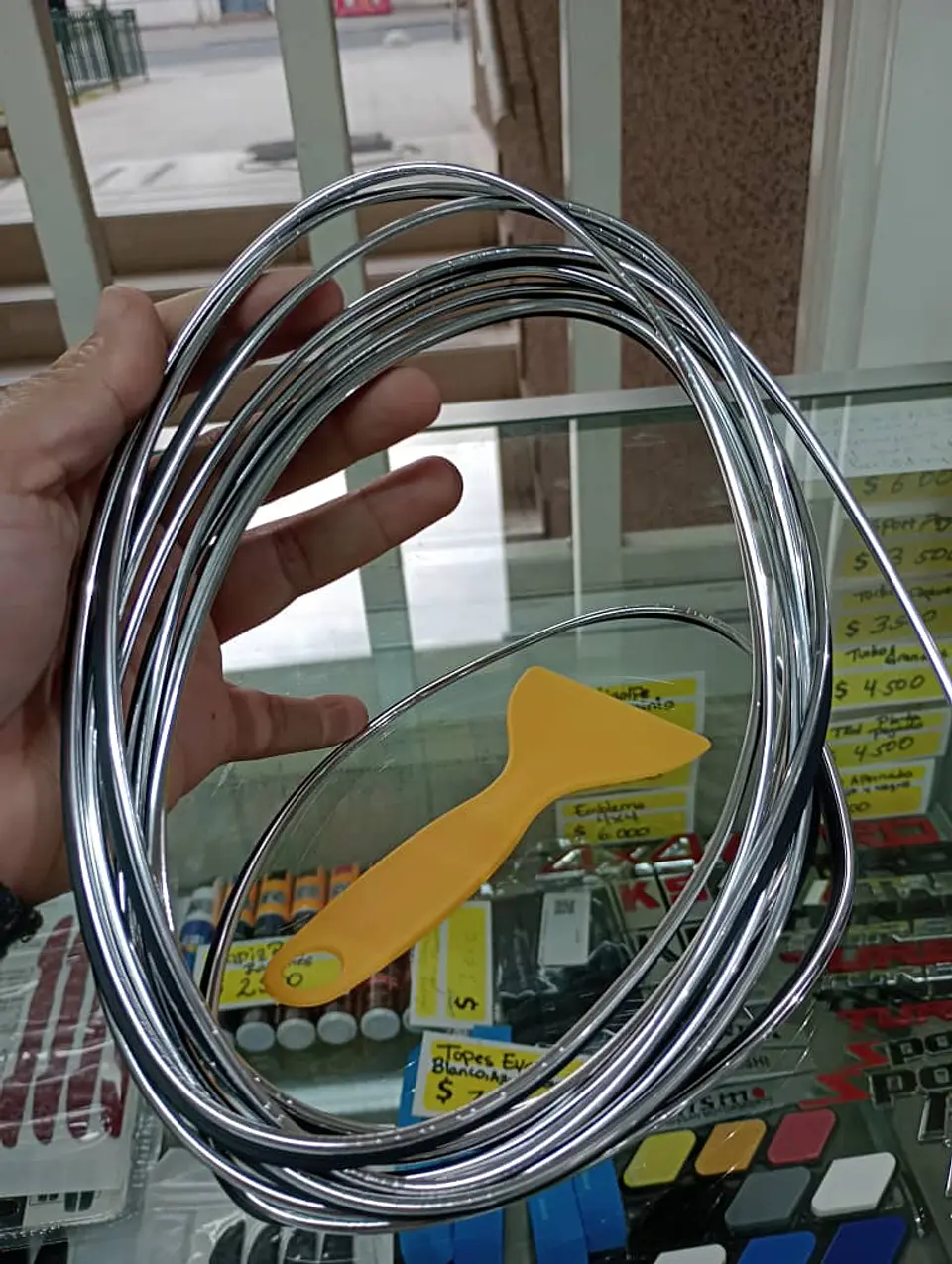 Rollo moldura embellecedor decorativa para interior de autos 5mts 5