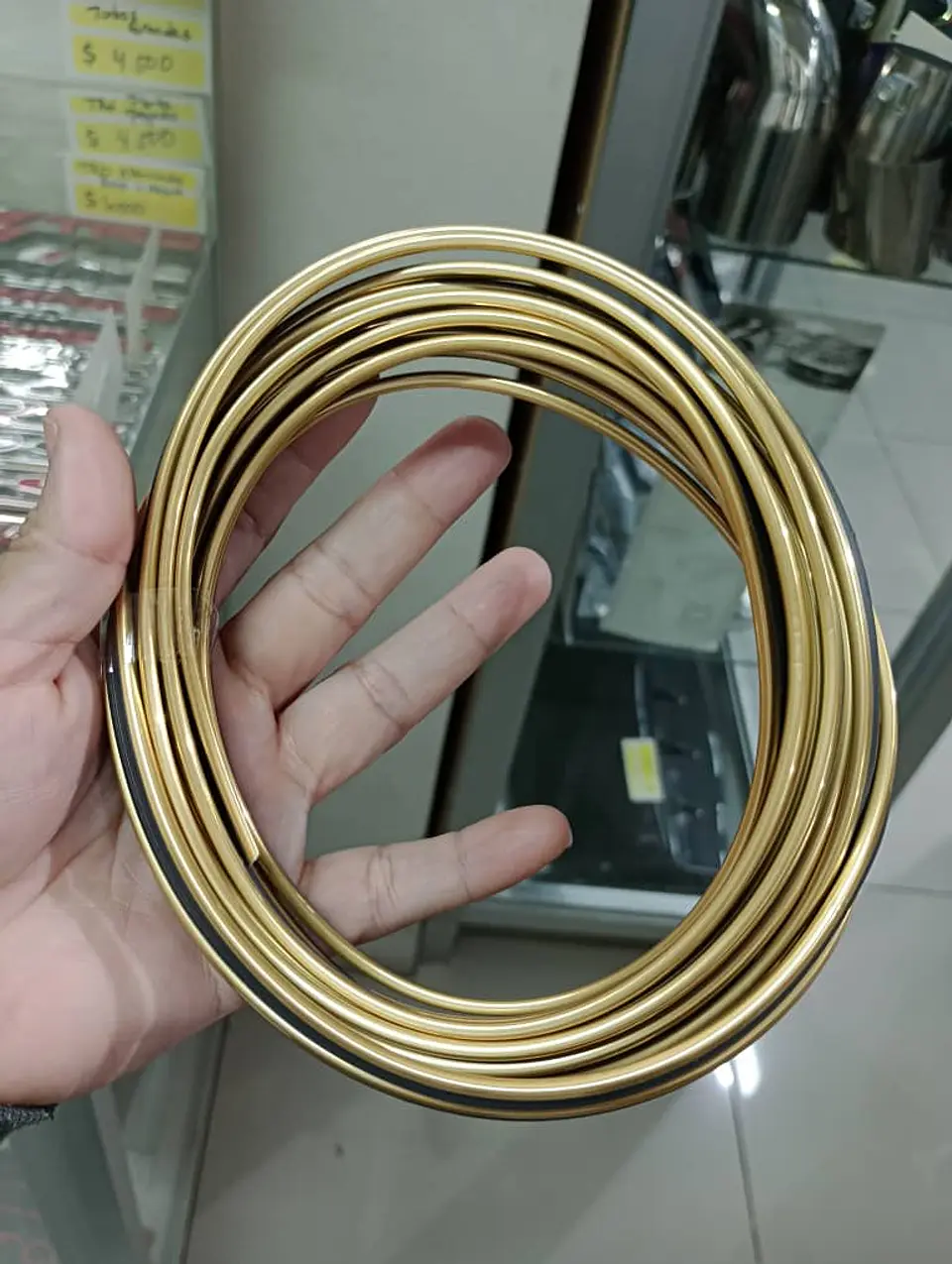 Rollo moldura embellecedor decorativa para interior de autos 5mts 2