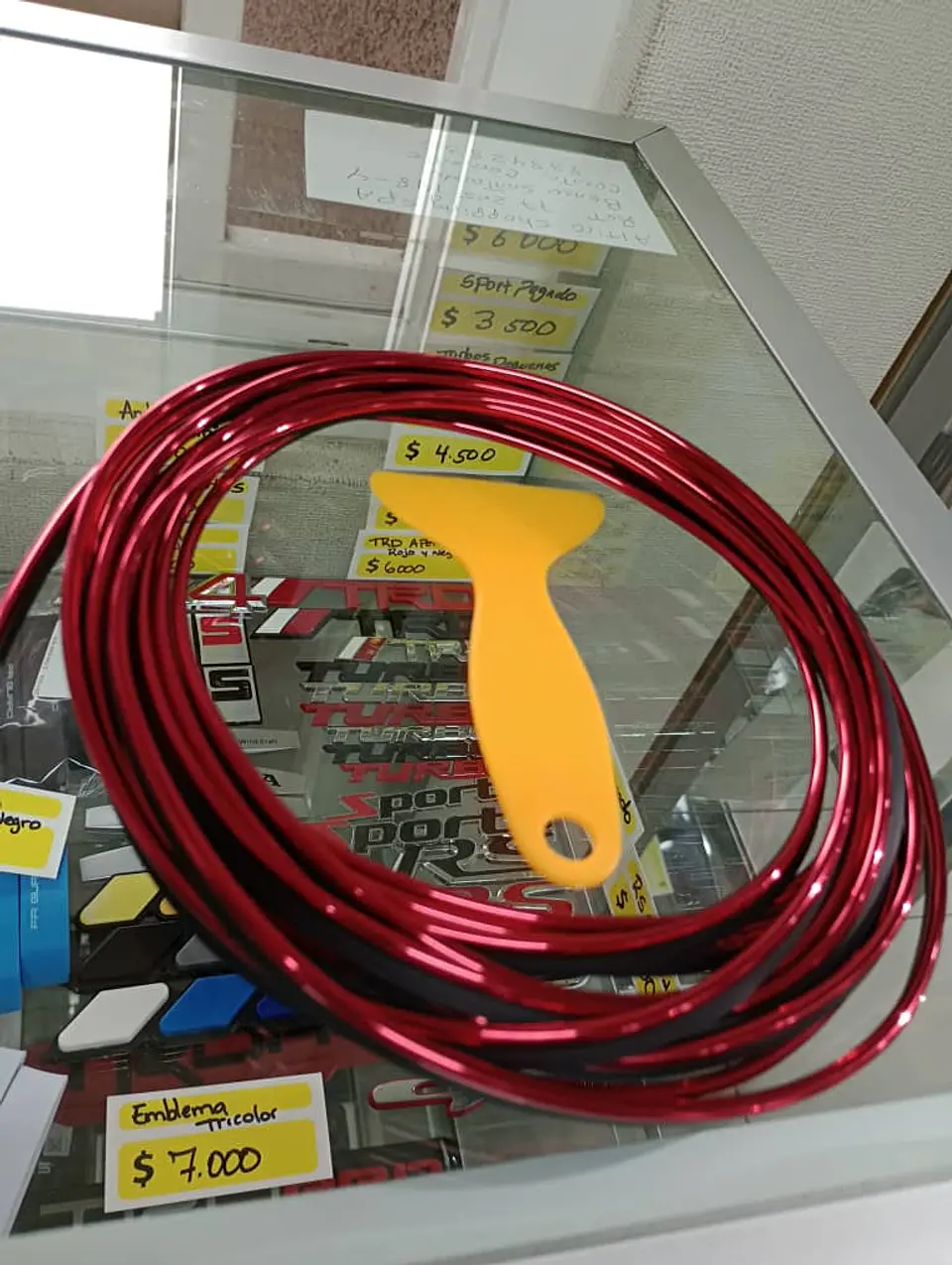 Rollo moldura embellecedor decorativa para interior de autos 5mts 12