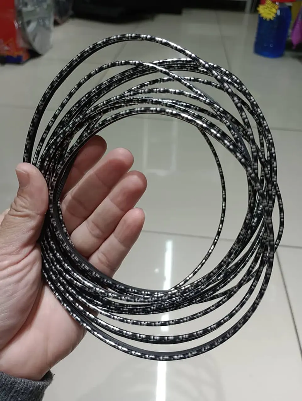 Rollo moldura embellecedor decorativa para interior de autos 5mts 18