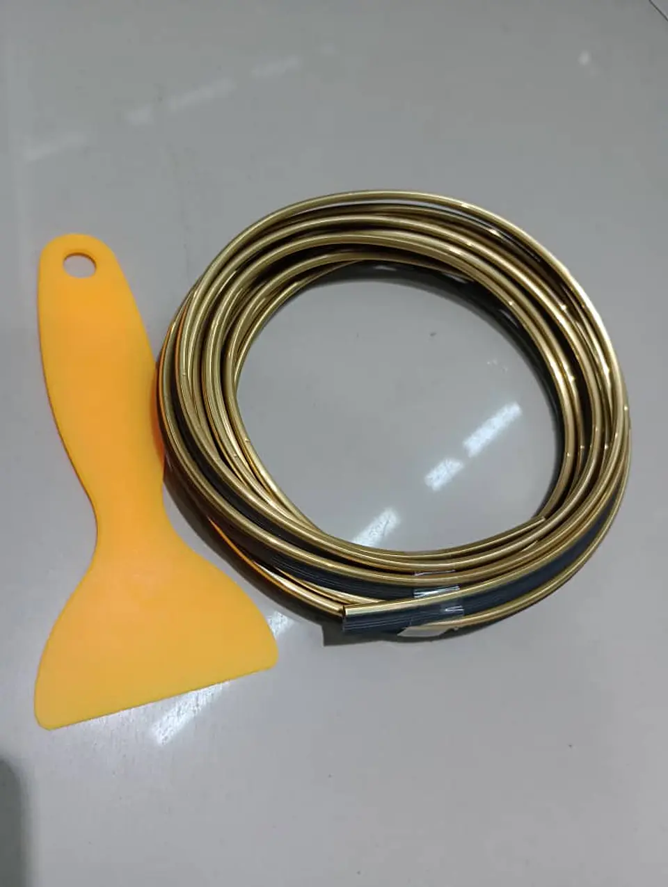 Rollo moldura embellecedor decorativa para interior de autos 5mts 20