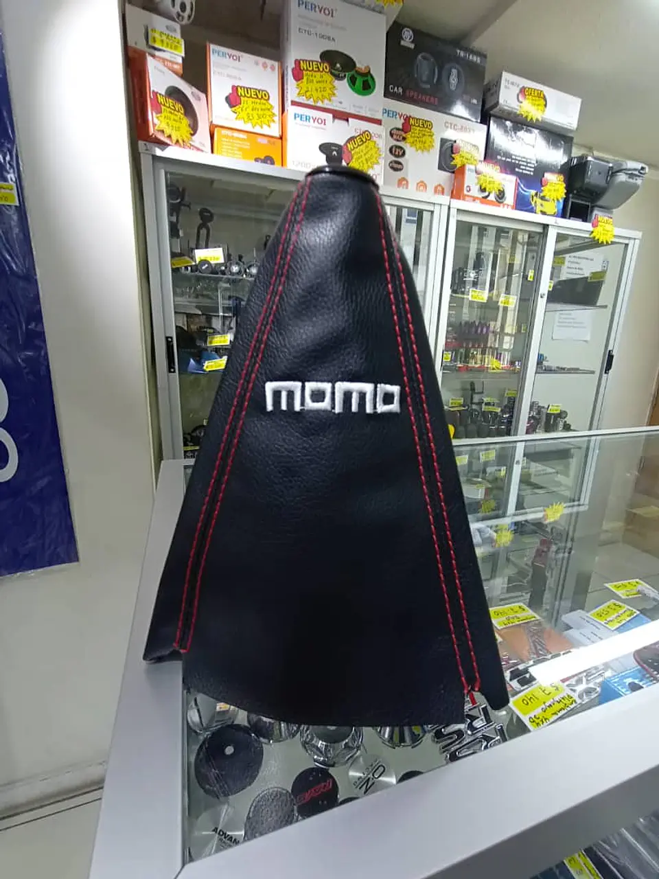 Forro funda fuelle collarín para palanca de cambios universal Momo 6