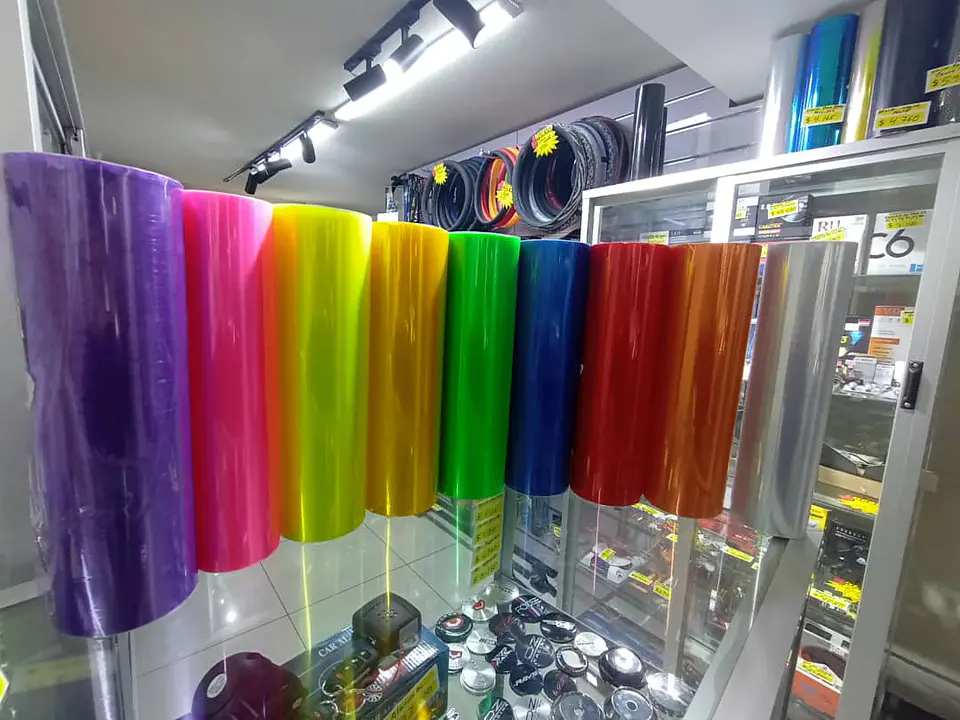 Vinilo adhesivo decorativo tunnig para focos de autos 1mtr x 30cm 35