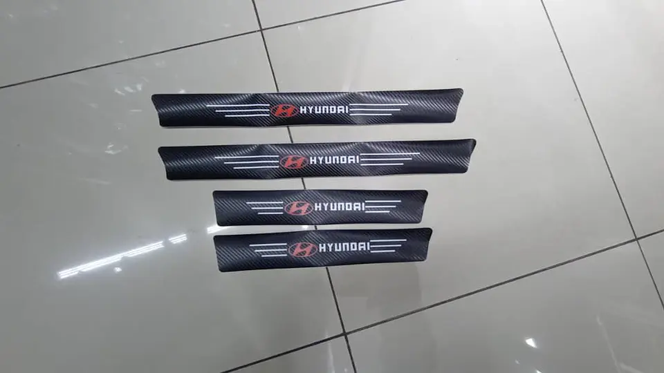 Set De 4 zócalos Para Las Cuatro Puertas del auto Hyundai 8
